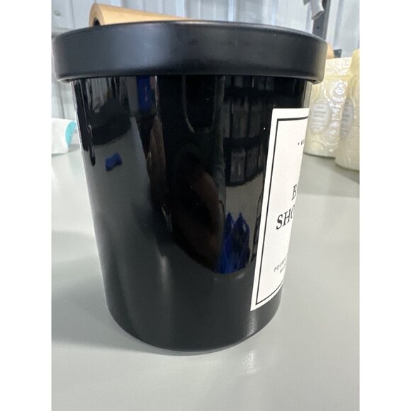 Leoben Company Barber Shop Shave Candle 9 Oz 1 Wick Soy Blend Masculine Aromas - Picture 6 of 6